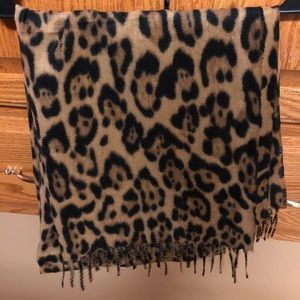 Very soft beautiful leopard scarf.  NWOT